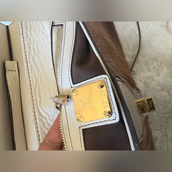 MCM MOCHA LUXE FUR - Picture 9 of 13